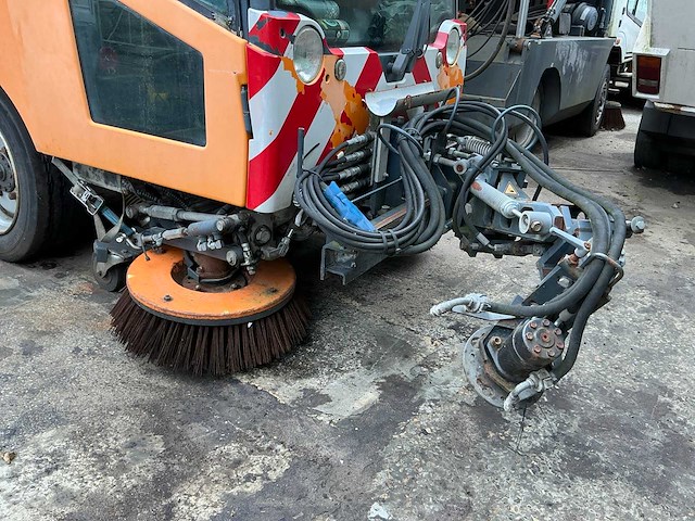 Mf mfh2500 veegwagen - afbeelding 15 van  26
