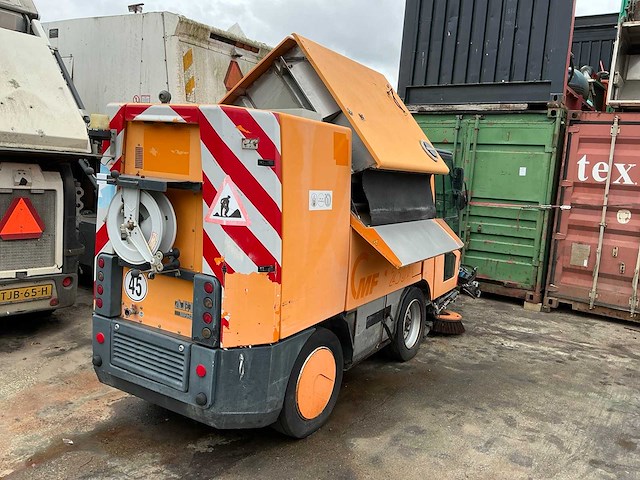 Mf mfh2500 veegwagen - afbeelding 20 van  26
