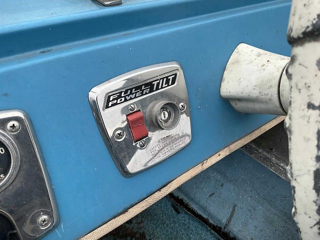 Mfg - motorboot met trailer - afbeelding 5 van  17