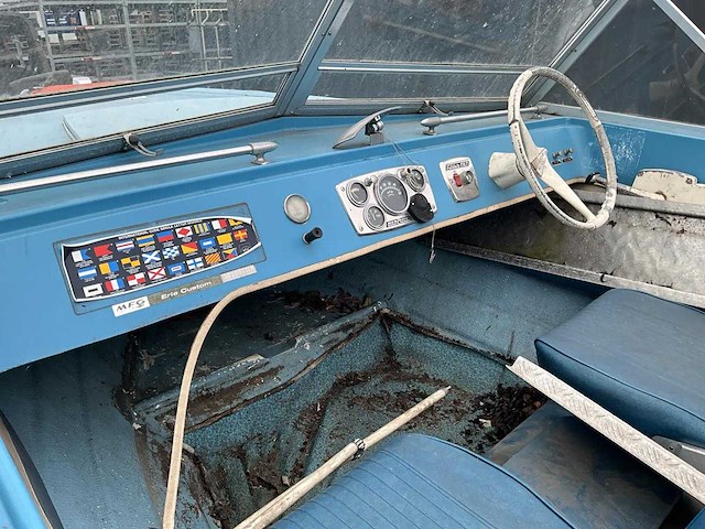 Mfg - motorboot met trailer - afbeelding 12 van  17