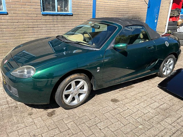 Mg - 2004 - tf 1.8 tf 135 personenauto v.v. hard- en softtop - afbeelding 12 van  18