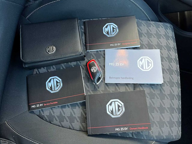 Mg - 2020 - mg zs - automaat - ev comfort 45 kwh - personenauto - afbeelding 18 van  25