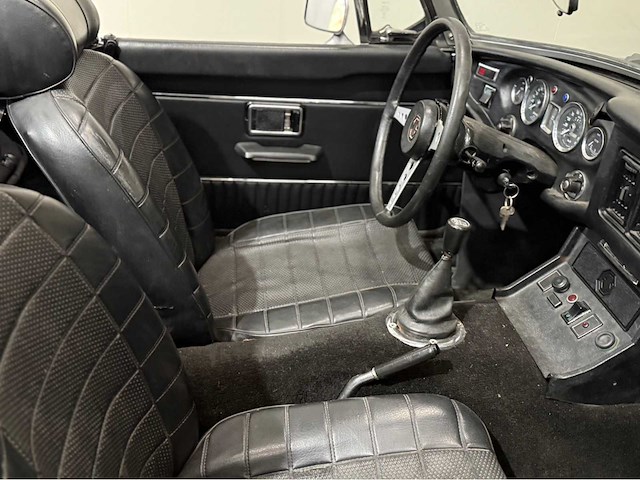 Mg - b - cabrio - oldtimer - 1974 - afbeelding 6 van  21