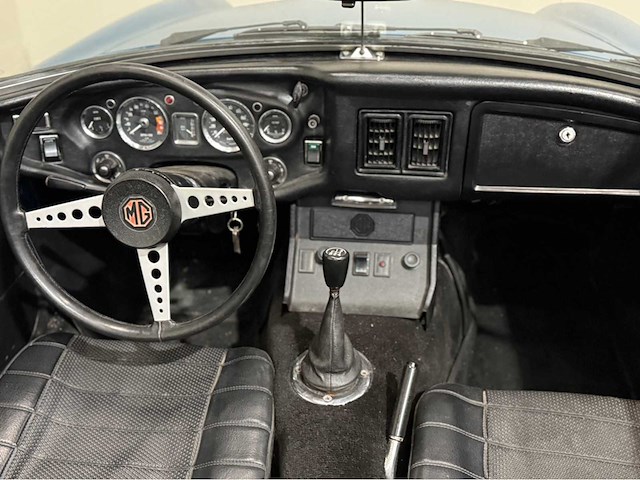 Mg - b - type - oldtimer - 1974 - afbeelding 10 van  33