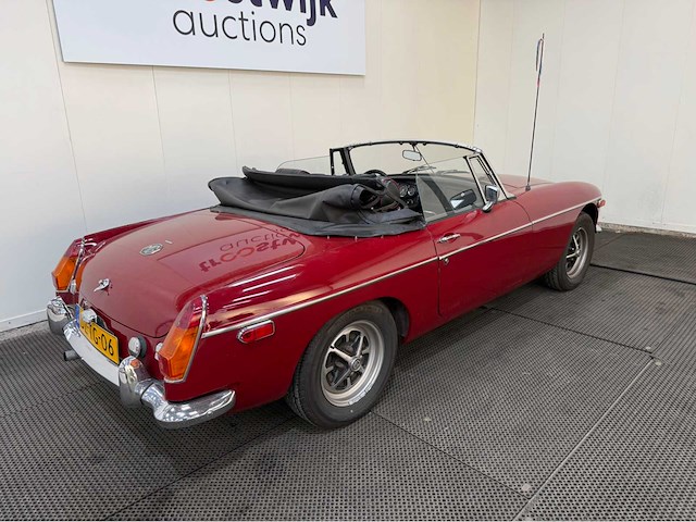 Mg - b type - 1.8 roadster - oldtimer - 1974 - afbeelding 1 van  23