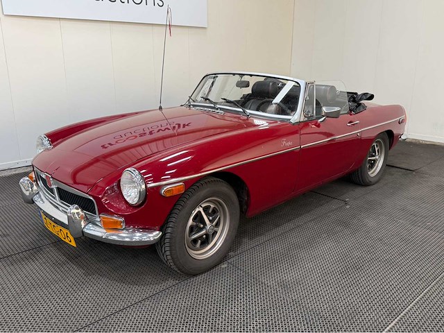 Mg - b type - 1.8 roadster - oldtimer - 1974 - afbeelding 1 van  44