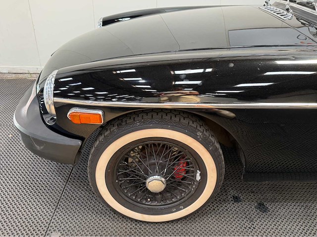 Mg - b type - 1.8 roadster - oldtimer - 1979 - afbeelding 2 van  8