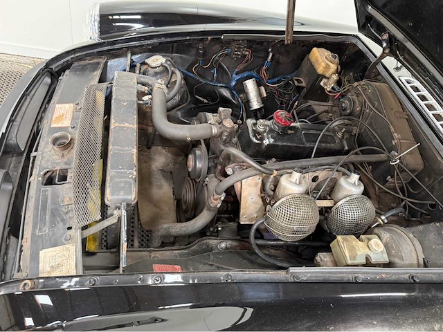 Mg - b type - 1.8 roadster - oldtimer - 1979 - afbeelding 3 van  8