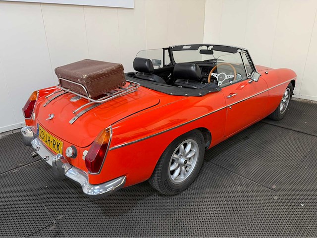 Mg - b type - 1.8 roadster - oldtimer - 1981 - afbeelding 27 van  31