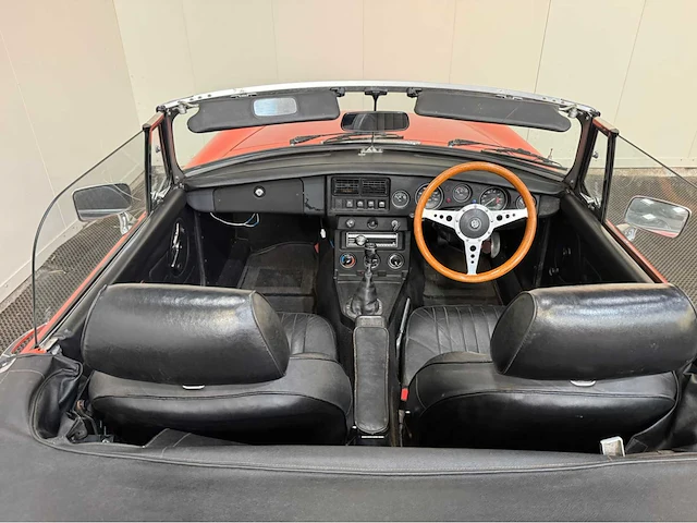 Mg - b type - 1.8 roadster - oldtimer - 1981 - afbeelding 2 van  32