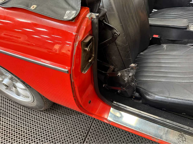Mg - b type - 1.8 roadster - oldtimer - 1981 - afbeelding 15 van  32