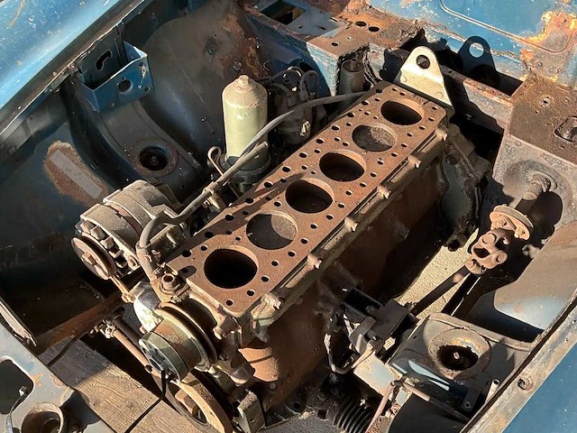 Mg - mgb - oldtimer - afbeelding 2 van  13