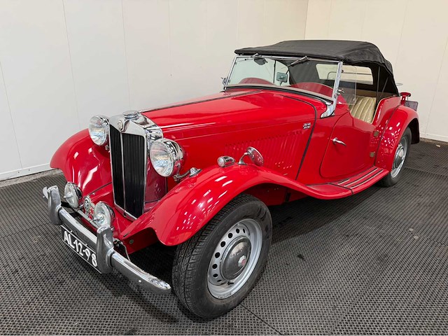 Mg - td - oldtimer - 1951 - afbeelding 12 van  32