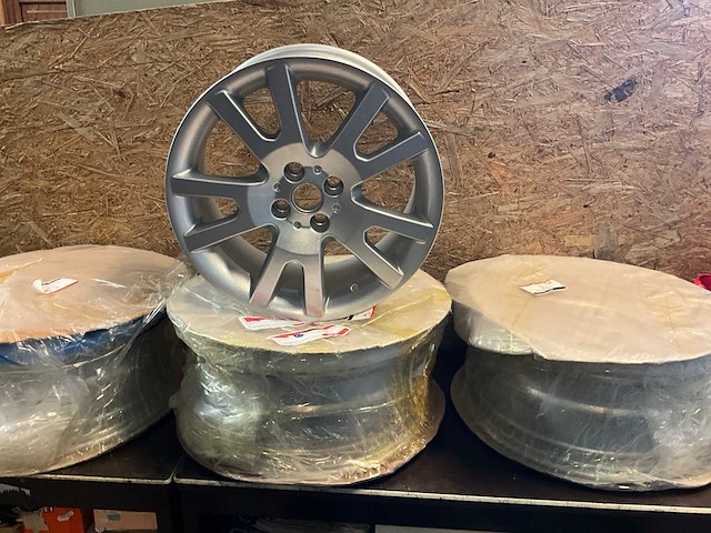 Mg 16 inch lichtmetalen velgenset 4x95 et28 / 7j - afbeelding 2 van  4