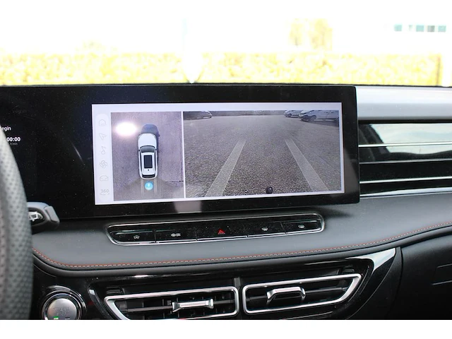 Mg e hs plug-in hybride met kenteken hgj-13-b. datum eerste toelating 21 maart 2025. apk vervaldatum 21 maa... - afbeelding 3 van  16