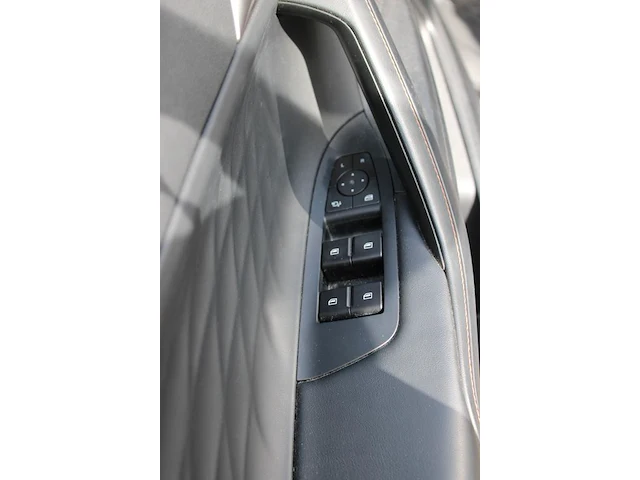 Mg e hs plug-in hybride met kenteken hgj-13-b. datum eerste toelating 21 maart 2025. apk vervaldatum 21 maa... - afbeelding 16 van  16