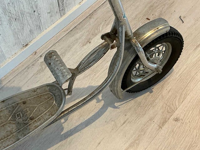 Mg step ( vintage ) - afbeelding 4 van  7