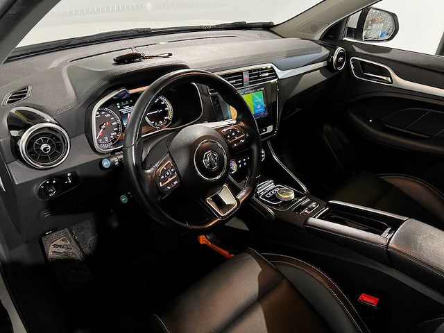 Mg zs ev luxury 45 kwh, j-406-xf - afbeelding 11 van  13