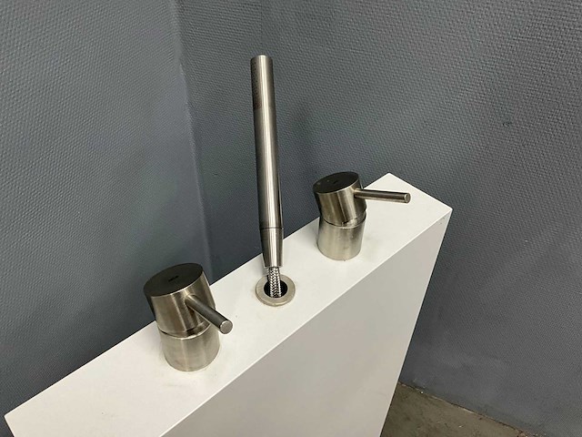 Mgs - mb515 - eengreeps badmengkraan - afbeelding 1 van  5