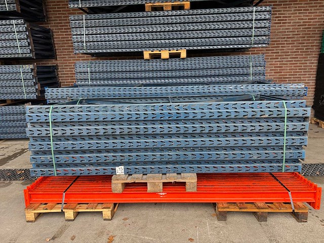 Mic - palletstelling 19,5 meter (260cm hoog) - afbeelding 1 van  7