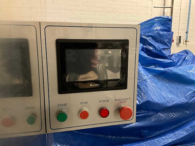 Mic flessen vul- en ettiketeerlijn - afbeelding 5 van  30