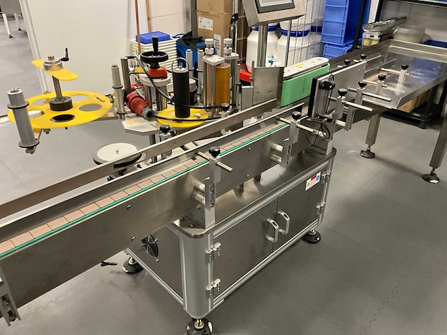 Mic flessen vul- en ettiketeerlijn - afbeelding 15 van  30