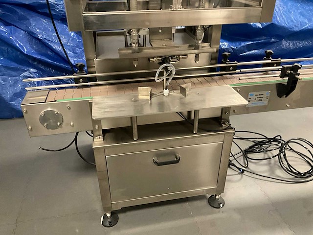 Mic flessen vul- en ettiketeerlijn - afbeelding 23 van  30