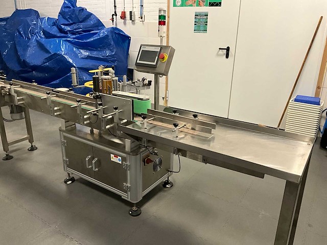 Mic flessen vul- en ettiketeerlijn - afbeelding 27 van  30