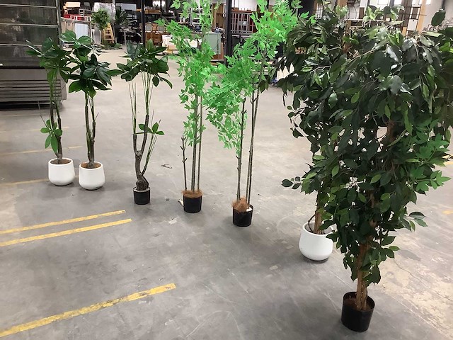 Mica decorations - diverse kunstplanten - plants in pot (7x) - afbeelding 1 van  7