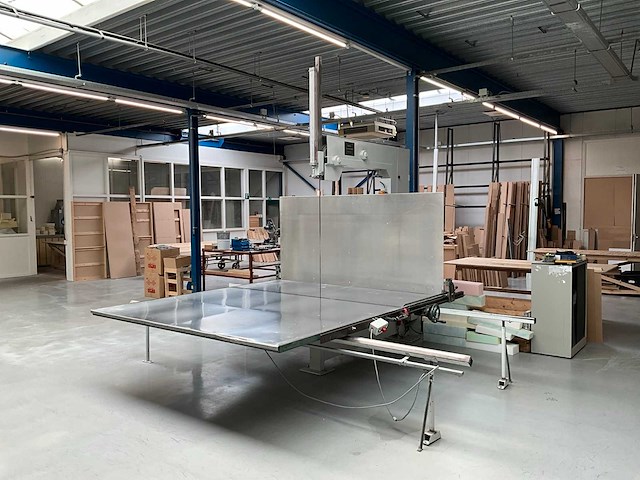 Mica vcm 1048 foam lintzaagmachine - afbeelding 1 van  13