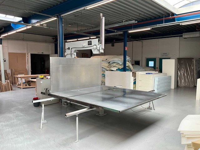 Mica vcm 1048 foam lintzaagmachine - afbeelding 6 van  13