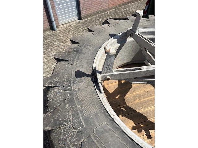 Michelin - 16.9r38 - band, wiel en velg - afbeelding 5 van  5