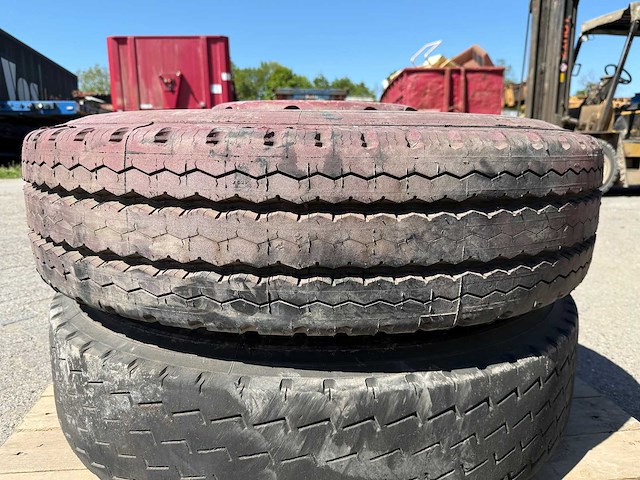 Michelin - band 11.00r20 (2x) - afbeelding 6 van  10
