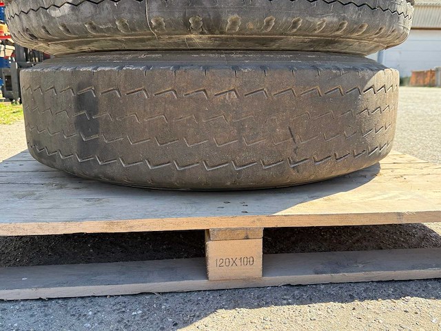 Michelin - band 11.00r20 (2x) - afbeelding 9 van  10