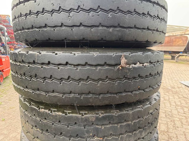 Michelin - band 11r22.5 xzy-2 (5x) - afbeelding 14 van  15