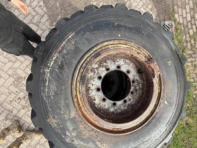 Michelin - band 20.5r25 (2x) - afbeelding 4 van  11