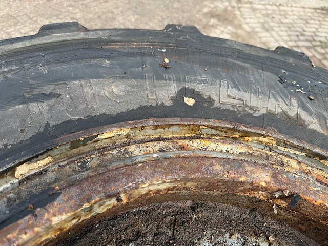 Michelin - band 20.5r25 (2x) - afbeelding 5 van  11
