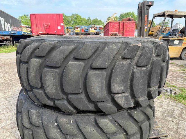 Michelin - band 20.5r25 (2x) - afbeelding 10 van  11