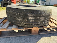 Michelin - band 235/75 r17.5 - afbeelding 5 van  8