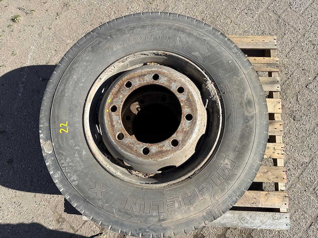 Michelin - band 265/70 r19.5 (2x) - afbeelding 1 van  10