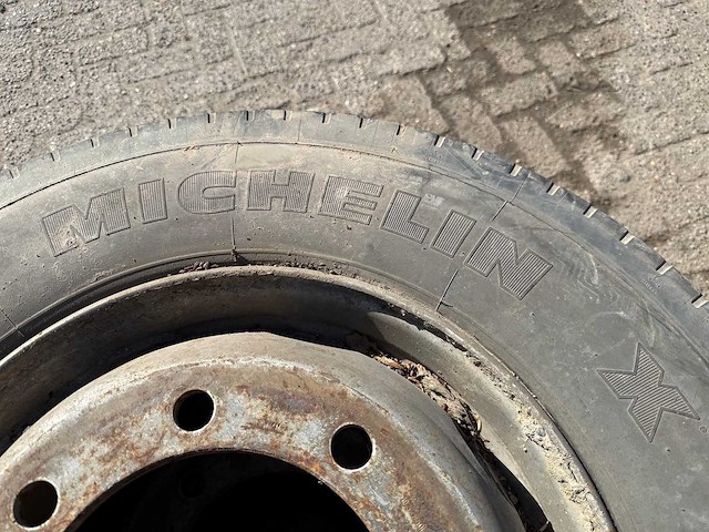 Michelin - band 265/70 r19.5 (2x) - afbeelding 3 van  10