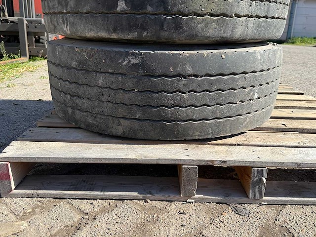 Michelin - band 265/70 r19.5 (2x) - afbeelding 9 van  10