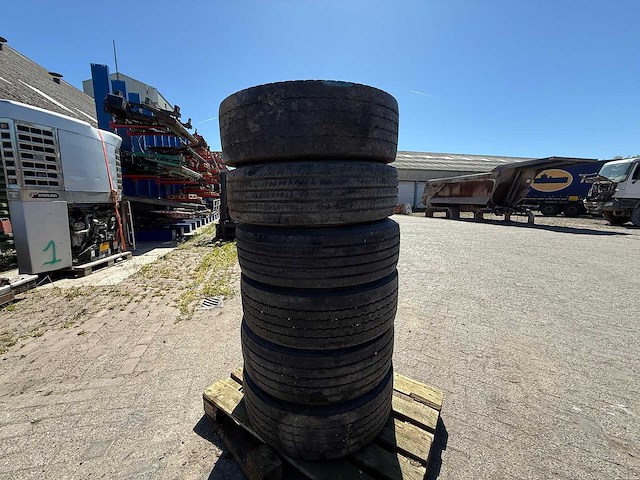 Michelin - band 265/70 r19.5 (5x) - afbeelding 13 van  16