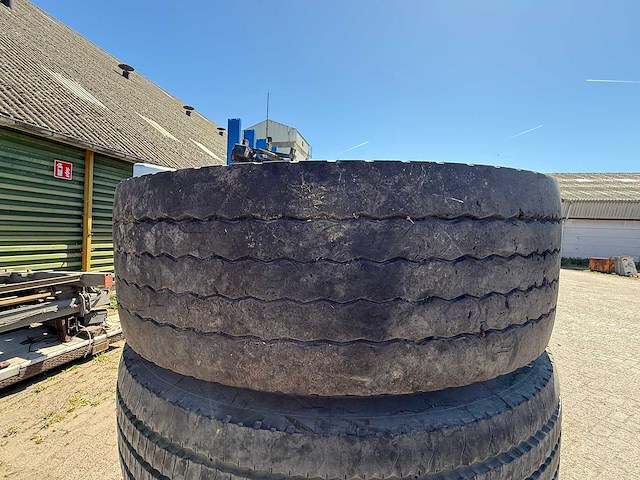 Michelin - band 265/70 r19.5 (5x) - afbeelding 14 van  16
