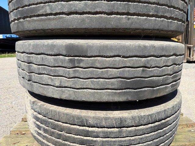Michelin - band 275/70 r22.5 (4x) - afbeelding 6 van  6