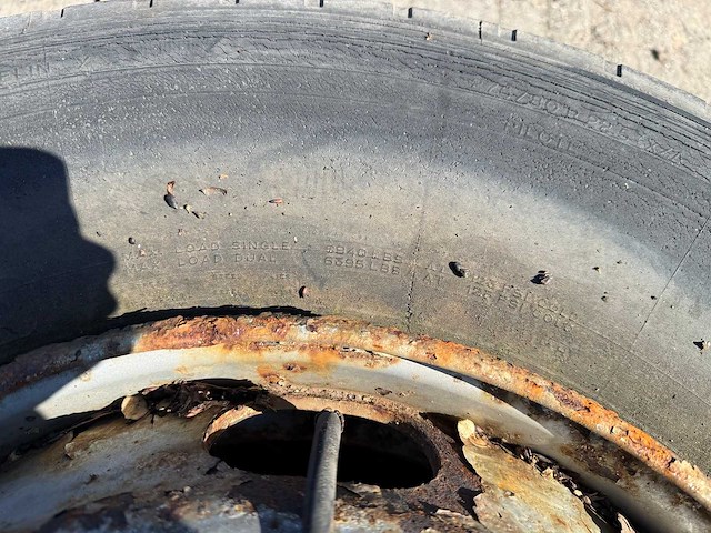 Michelin - band 275/80r22.5 (2x) - afbeelding 6 van  10