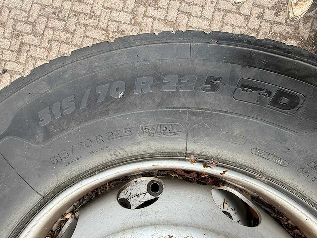 Michelin - band 315/70 r22.5 (5x) - afbeelding 6 van  8