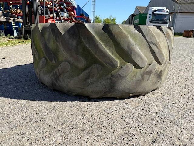 Michelin - band 540/65 r28 - afbeelding 4 van  6