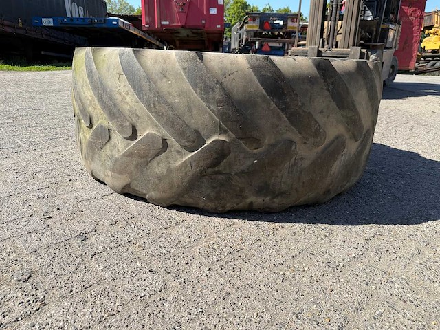 Michelin - band 540/65 r28 - afbeelding 5 van  6