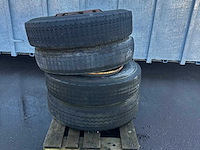 Michelin - band 9.00 r20 xza met velg 10-gaats (4x) - afbeelding 1 van  4